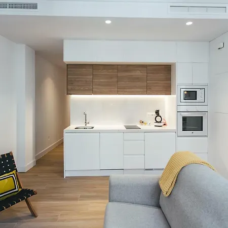 The Lucky Flats - Poeta Quintana Alicante