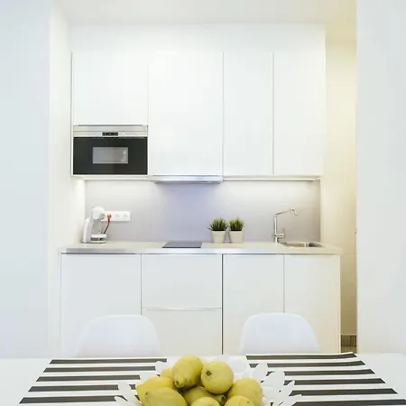 The Lucky Flats - Poeta Quintana Apartman *